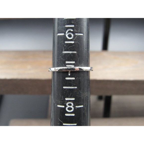 Size 7 Sterling Silver Round Blue Round Cubic Zirconia Halo Band Ring - Picture 7 of 9